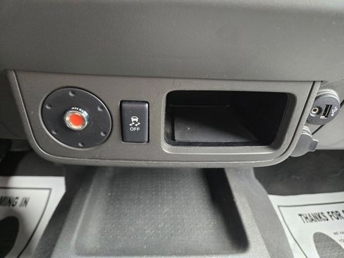 Used 2019 Nissan Frontier S image 21