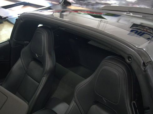 Used 2016 Chevrolet Corvette Stingray Coupe w/ 2LT Preferred Equipment Group image 17