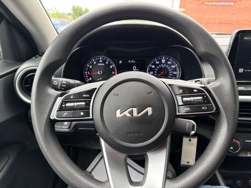 Certified 2023 Kia Forte LXS FWD image 22