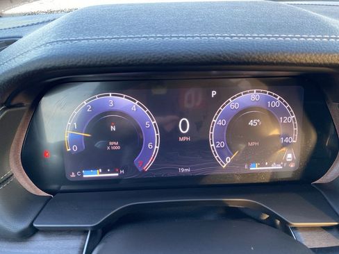 New 2025 Jeep Grand Cherokee Limited image 19