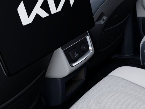 New 2026 Kia Carnival SX Prestige FWD image 26