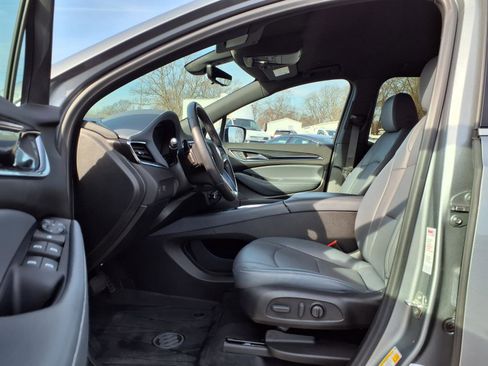 Used 2024 Buick Enclave Essence w/ Technology Package image 21