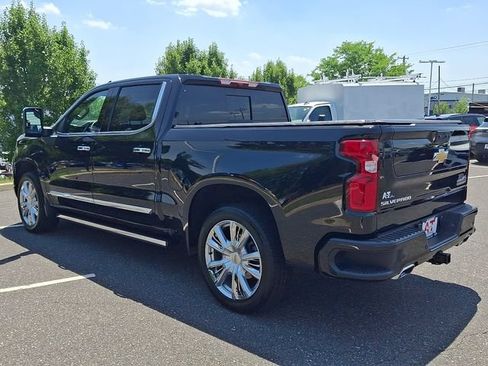 Certified 2026 Chevrolet Silverado 1500 High Country w/ High Country Premium Package AWD/4WD image 4