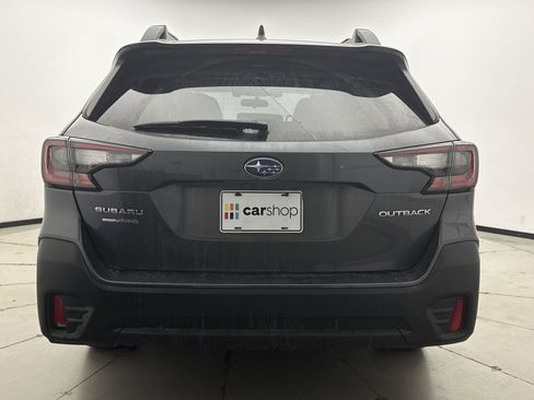 Used 2022 Subaru Outback Premium image 4
