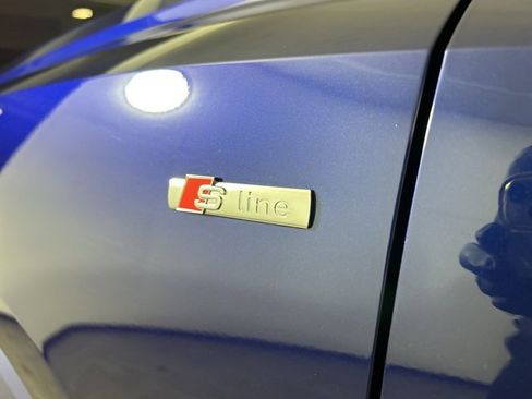 Used 2025 Audi Q3 2.0T Premium w/ Convenience Package image 30