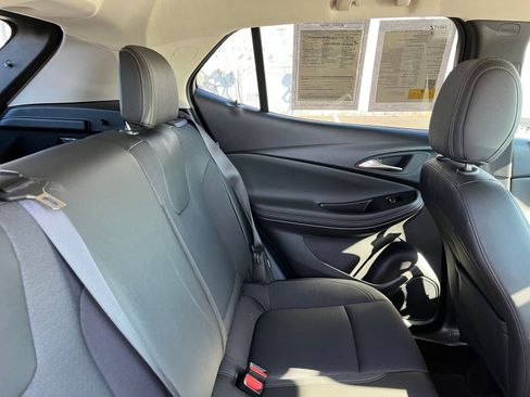 Used 2025 Buick Encore GX Preferred image 35