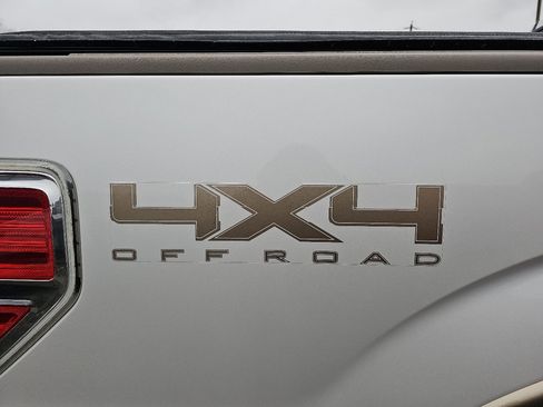 Used 2014 Ford F150 King Ranch w/ King Ranch Luxury Package image 6