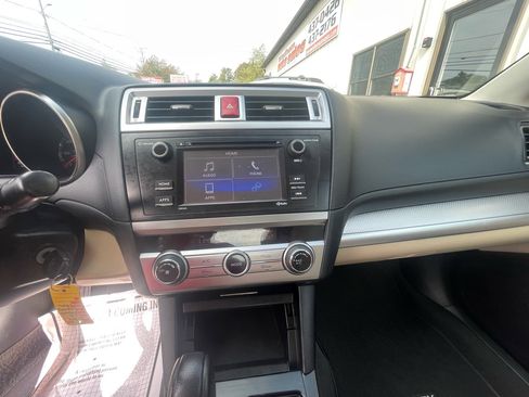 Used 2017 Subaru Legacy 2.5i image 14