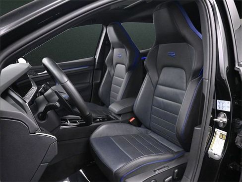 Used 2024 Volkswagen Golf R image 11