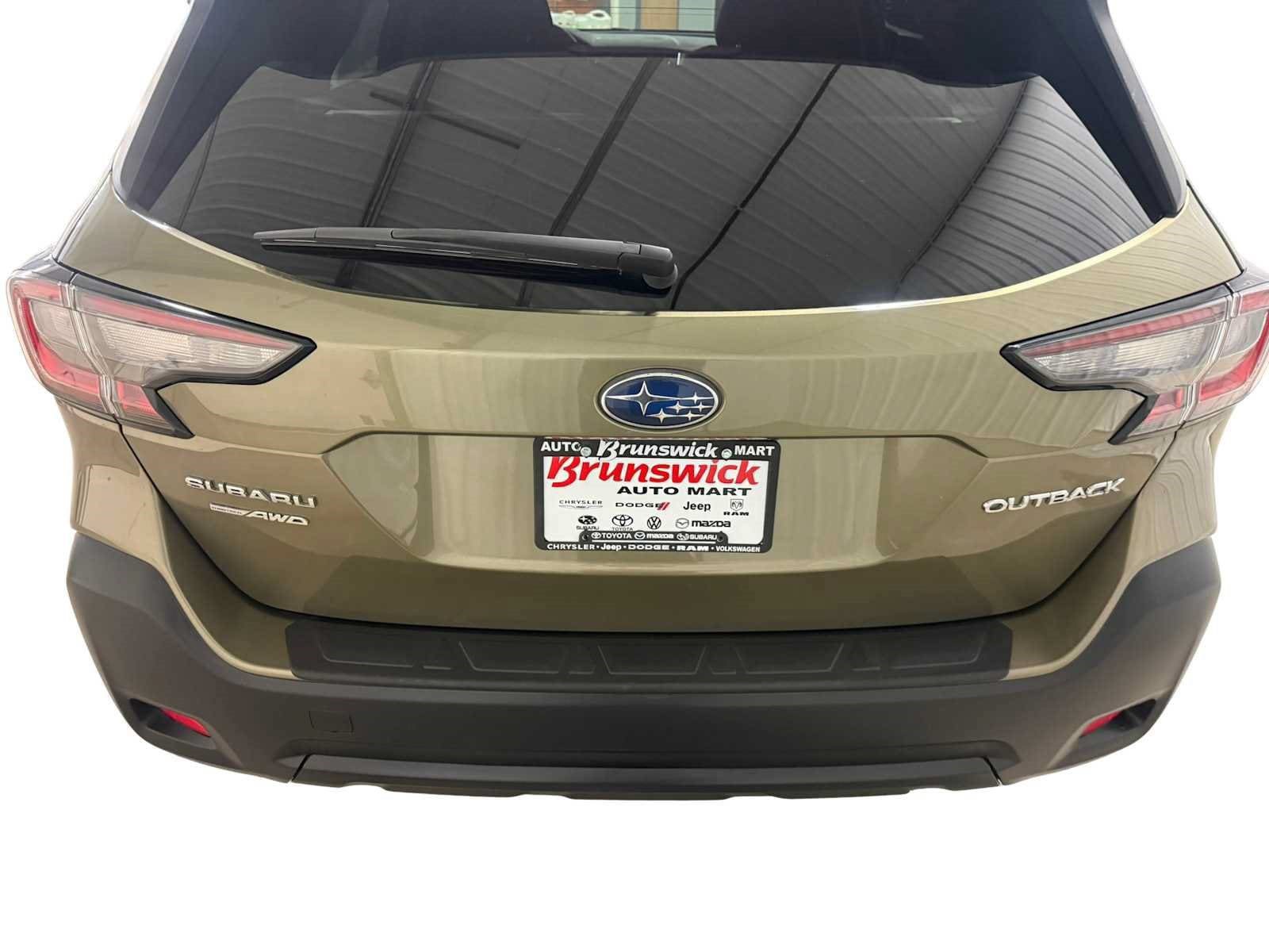 Certified 2024 Subaru Outback Premium w/ Popular Package #1A AWD/4WD image 16