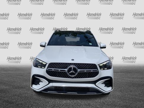 Used 2024 Mercedes-Benz GLE 350 4MATIC image 3