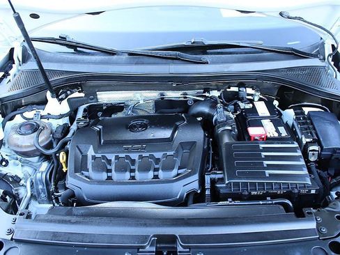 Used 2019 Volkswagen Tiguan SE w/ Panoramic Sunroof Package FWD image 21