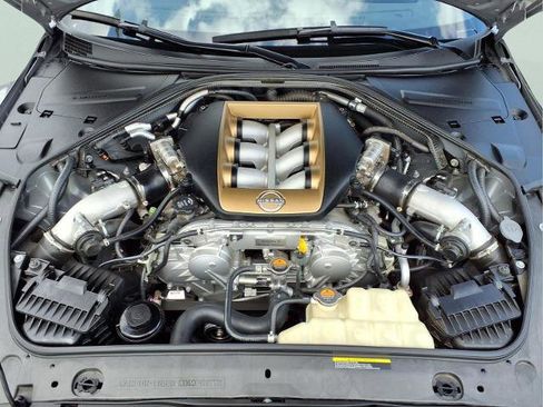 Certified 2024 Nissan GT-R w/ Floor Mat Package AWD/4WD image 14