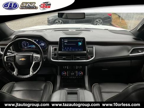 Used 2023 Chevrolet Suburban Premier AWD/4WD image 16