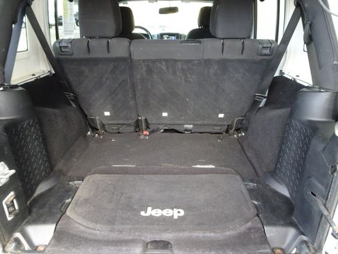 Used 2016 Jeep Wrangler Unlimited Sport w/ Quick Order Package 24S image 8