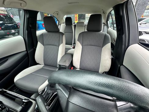 Used 2024 Toyota Corolla LE FWD image 20