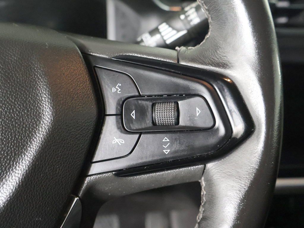 Used 2023 Chevrolet Bolt EUV Premier w/ Sun & Sound Package FWD image 45