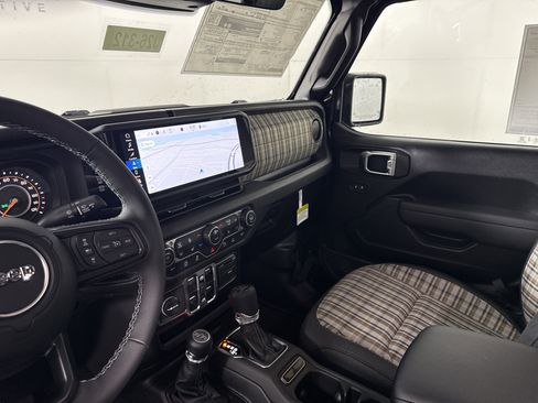 New 2026 Jeep Gladiator Sport image 24