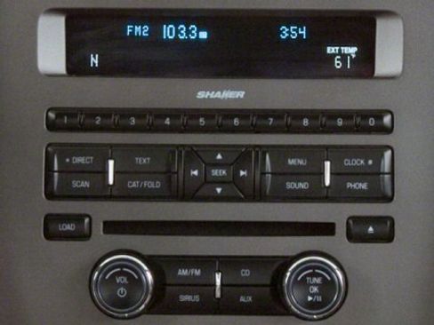 Used 2010 Ford Mustang Coupe image 10