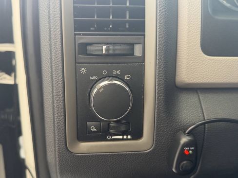 Used 2011 RAM 2500 ST w/ ST Popular Equipment Group RWD image 16