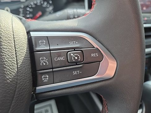 Used 2024 Jeep Compass Trailhawk image 46