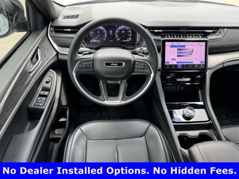 Used 2025 Jeep Grand Cherokee L Limited w/ Black Appearance Package RWD image 11