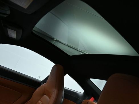 Used 2026 Porsche 911 Carrera S image 9