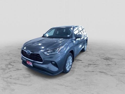 Used 2021 Toyota Highlander Limited image 5