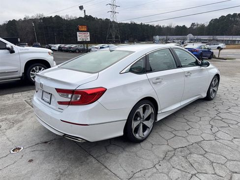 Used 2018 Honda Accord Touring image 13