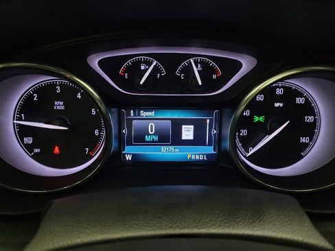 Used 2020 Buick Envision Essence image 23