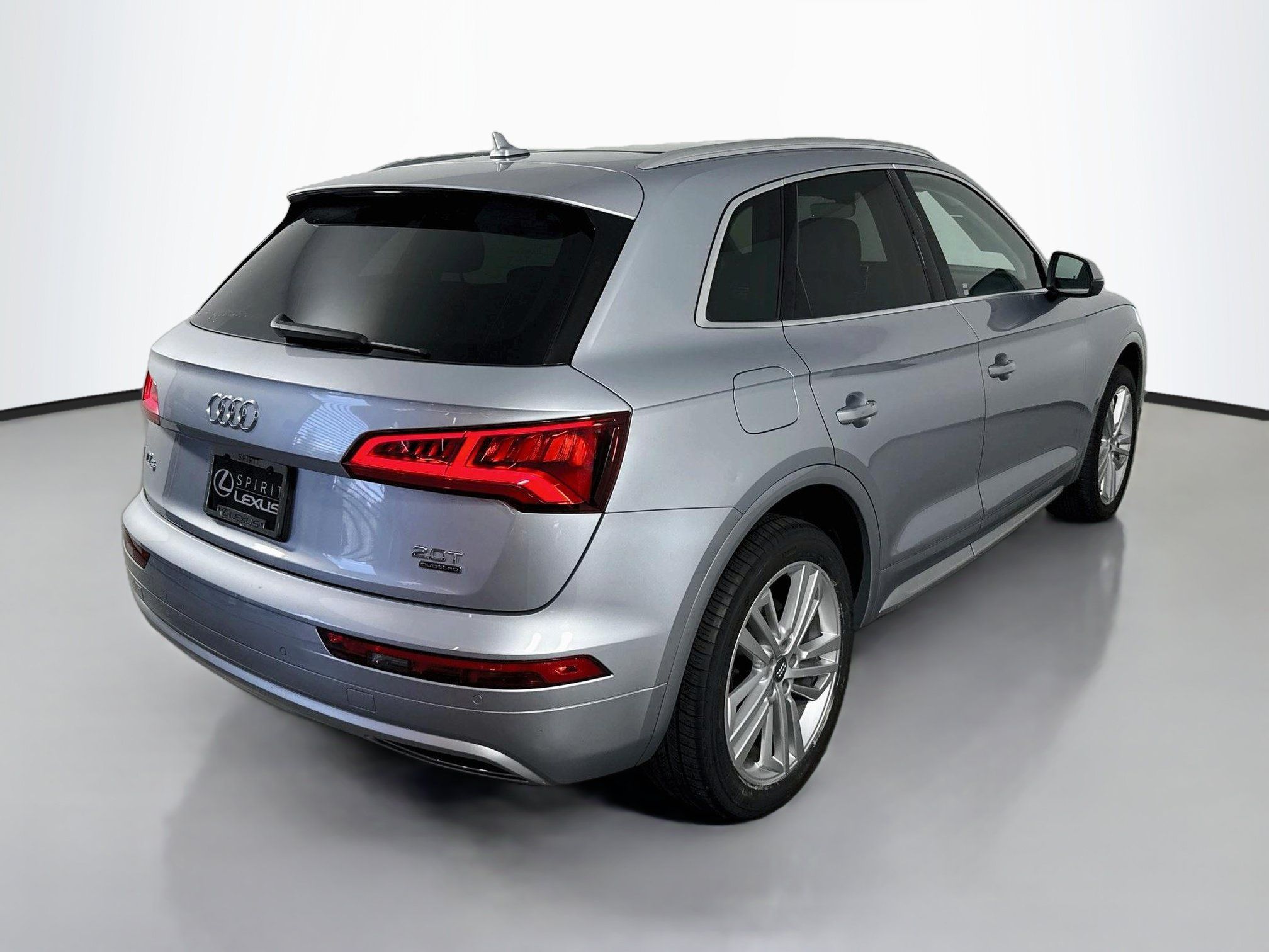 Used 2018 Audi Q5 2.0T Premium Plus w/ Premium Plus Package AWD/4WD image 7