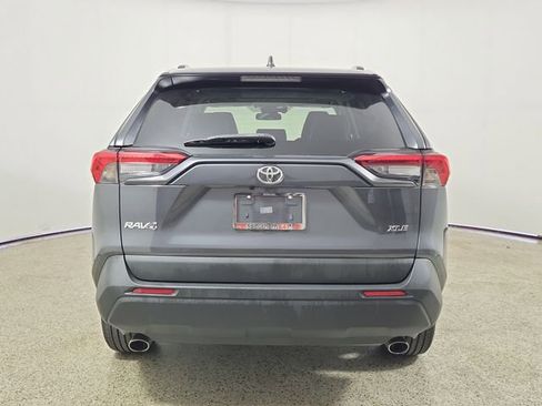 Used 2022 Toyota RAV4 XLE Premium FWD image 6