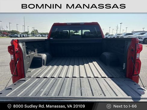 Used 2021 Chevrolet Silverado 1500 LT Trail Boss w/ Convenience Package II image 12