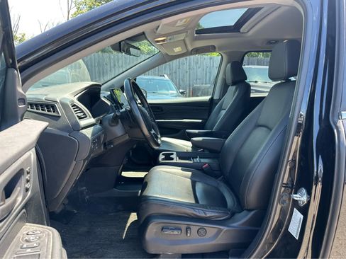 Used 2023 Honda Odyssey EX-L image 9