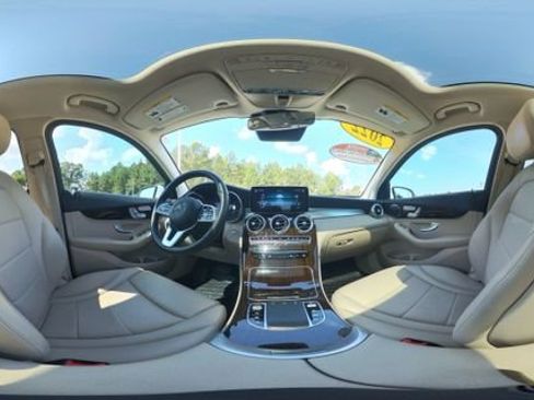 Used 2022 Mercedes-Benz GLC 300 image 22