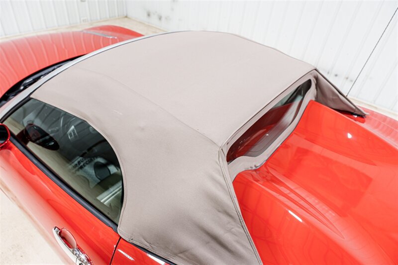Used 2007 Saturn Sky w/ Premium Trim Pkg RWD image 7
