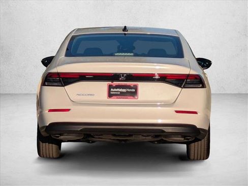 New 2025 Honda Accord SE image 8