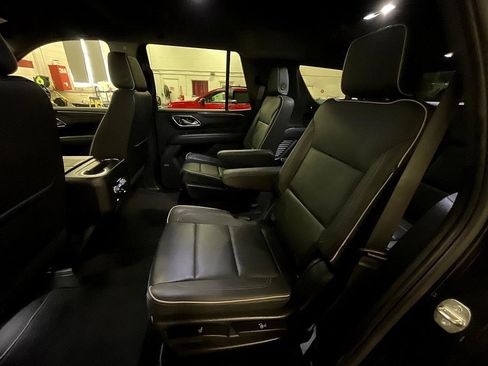 Used 2023 GMC Yukon SLT image 28