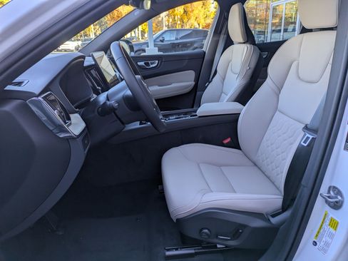 New 2026 Volvo XC60 B5 Plus w/ Protection Package Premier image 14