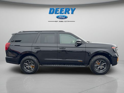 Used 2025 Ford Expedition Tremor AWD/4WD image 15