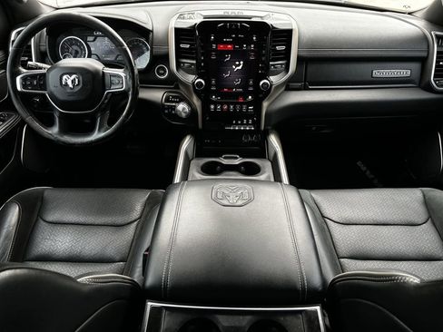 Used 2019 RAM 1500 Laramie AWD/4WD image 10