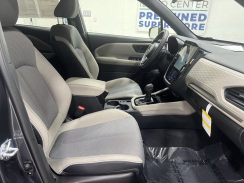 Certified 2025 Subaru Forester Premium AWD/4WD image 24