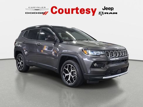 Certified 2024 Jeep Compass Limited image 1