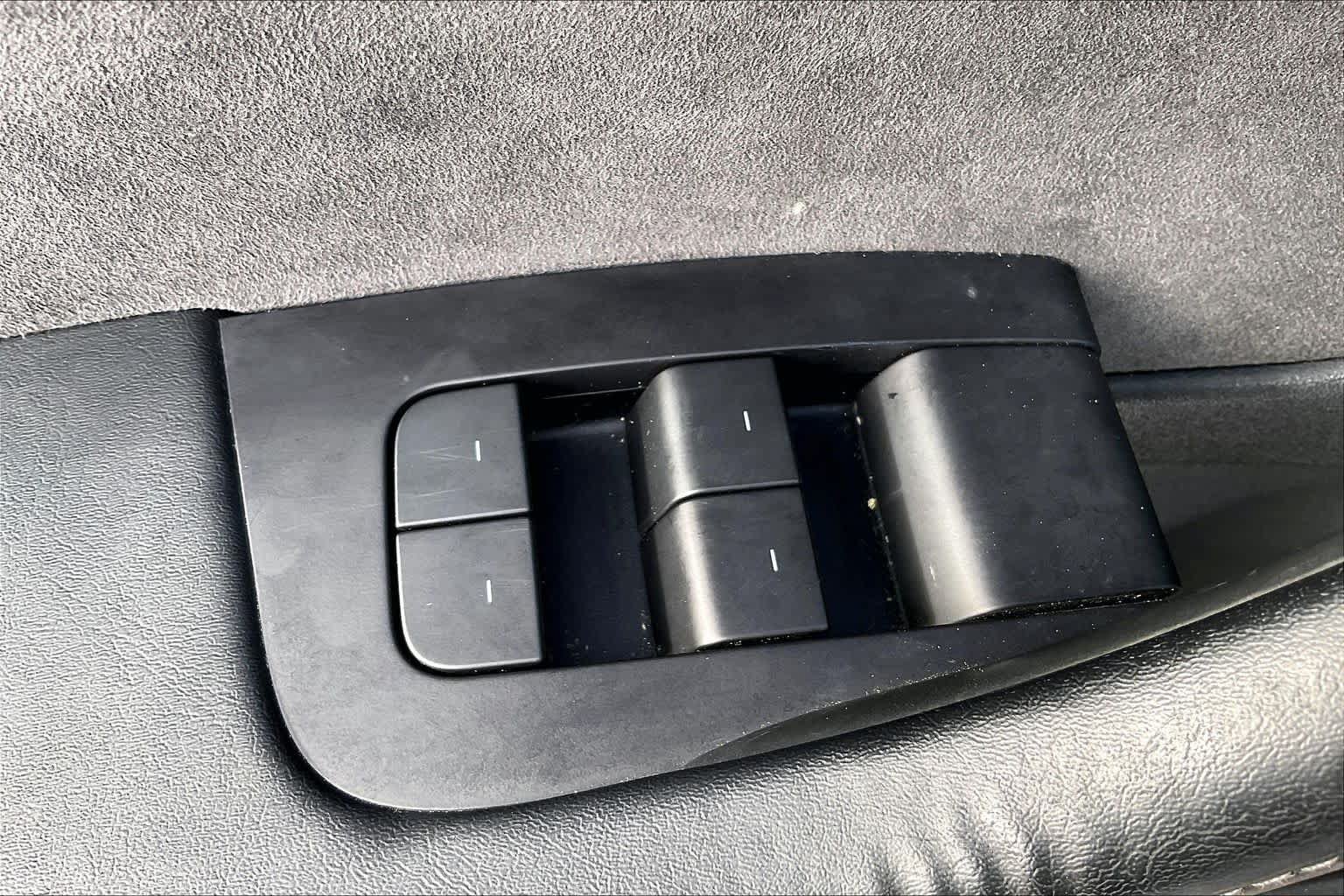 Used 2021 Tesla Model 3 Standard Range Plus RWD image 31
