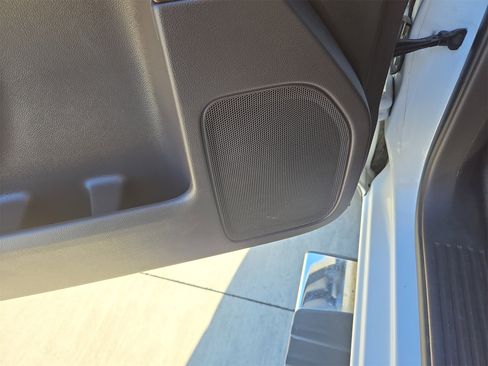 Used 2018 Chevrolet Silverado 1500 LT w/ All Star Edition image 31