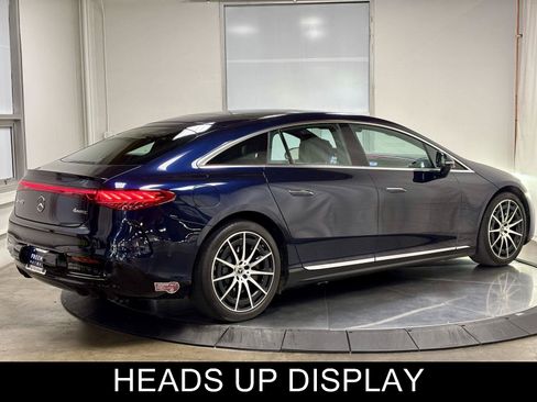 Used 2023 Mercedes-Benz EQS 580 4MATIC Sedan image 9