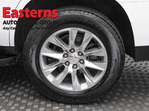 Used 2024 Chevrolet Tahoe Premier AWD/4WD image 35