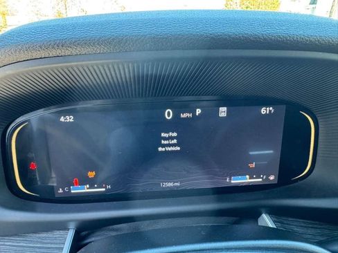 Used 2023 Jeep Wagoneer Series III w/ Convenience Group I AWD/4WD image 28