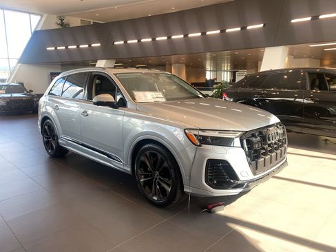 New 2025 Audi Q7 3.0T Premium Plus image 2