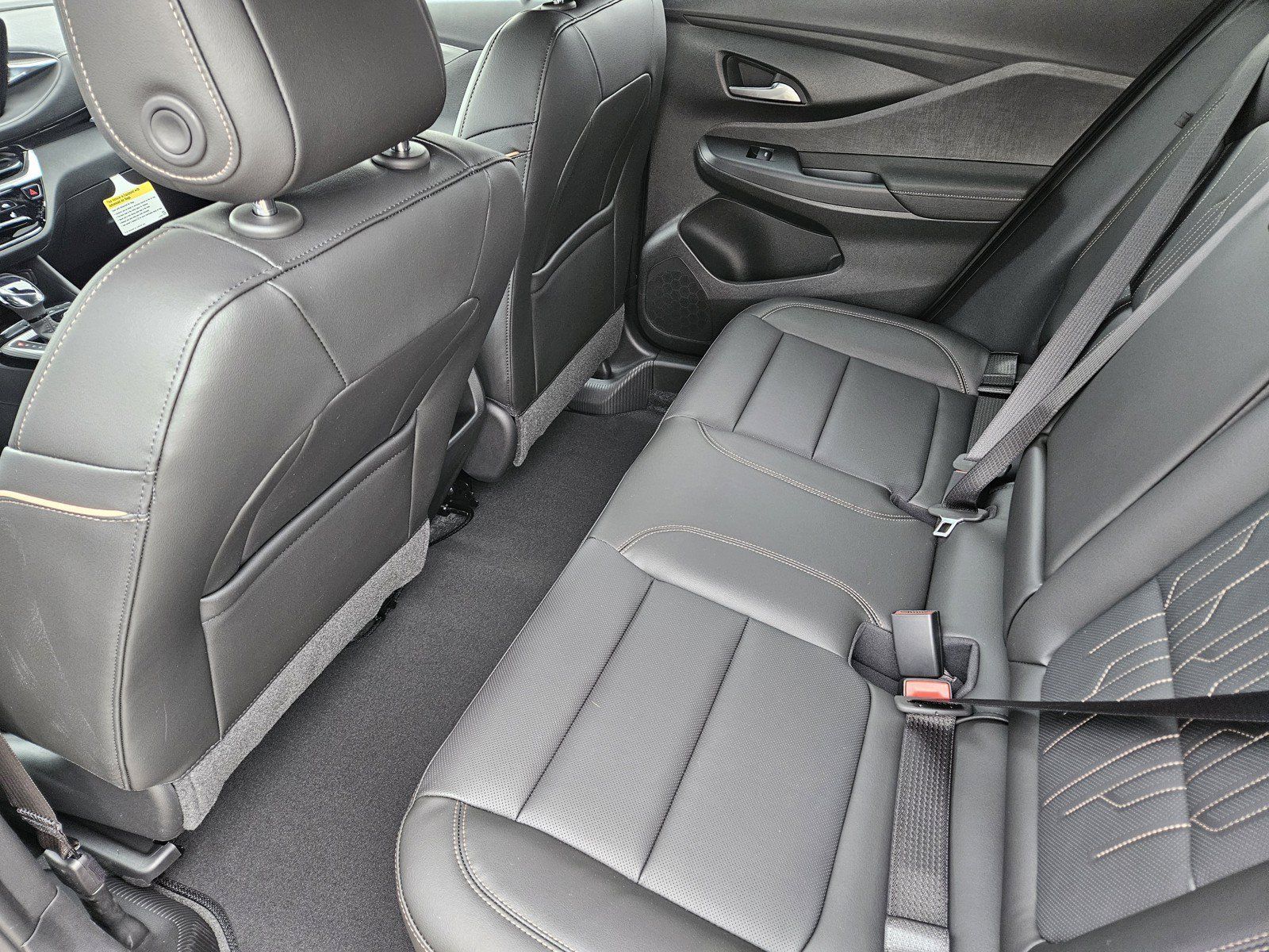 New 2026 Buick Envista Avenir FWD image 19
